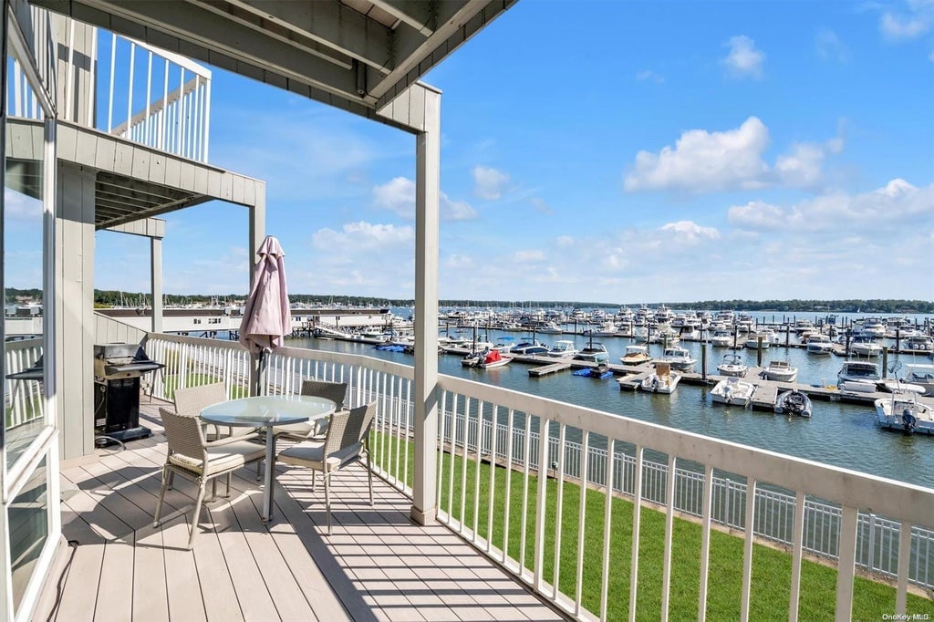25 Sands Ct, #25