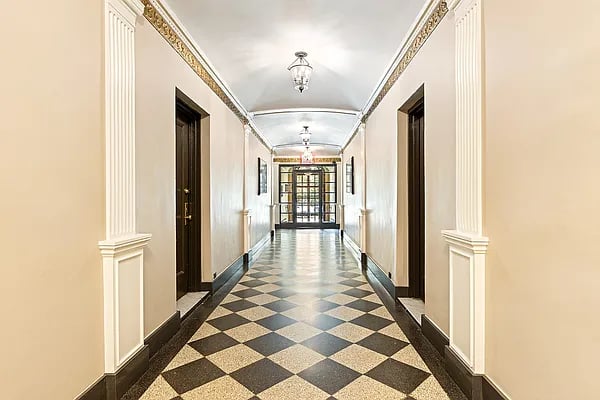 430 Clinton Avenue #5D