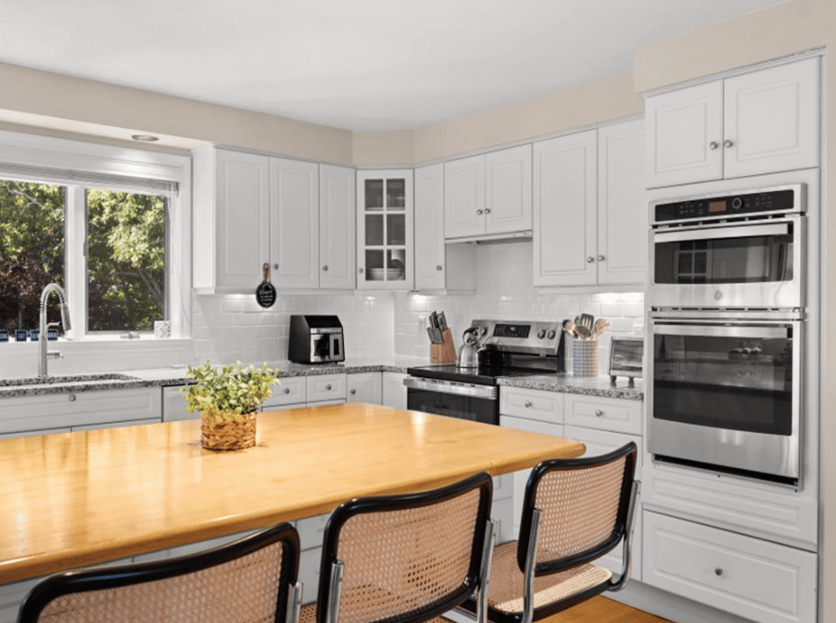 7 South Meadow Lane
