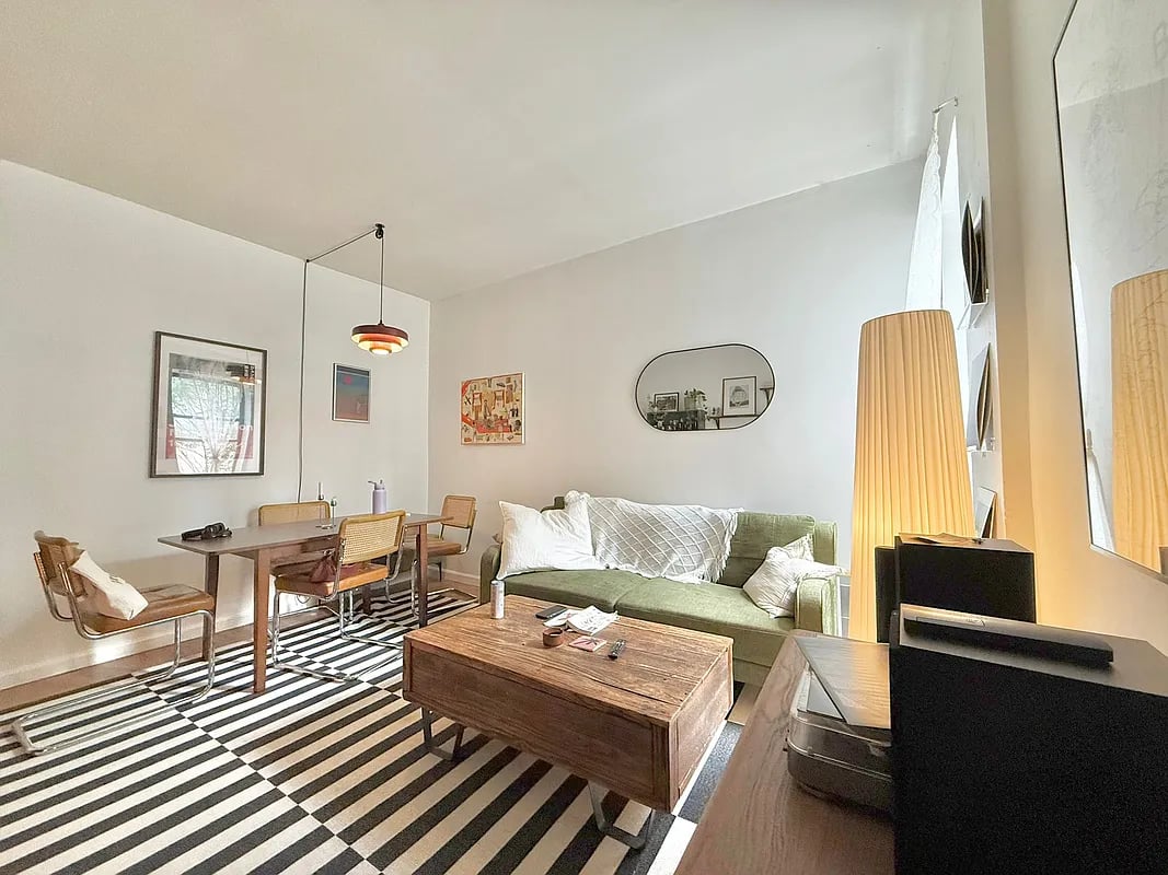 1402 Putnam Avenue #3L