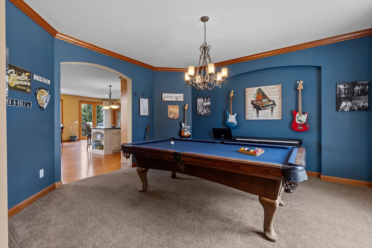 Hanson-Built Model Home on Quiet Cul-De-Sac