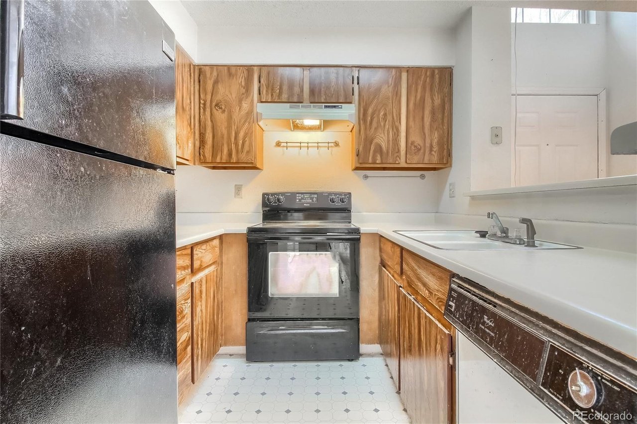 868 S Reed Court Unit# J