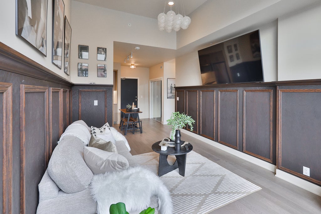 1575 Lakeshore Road #462
