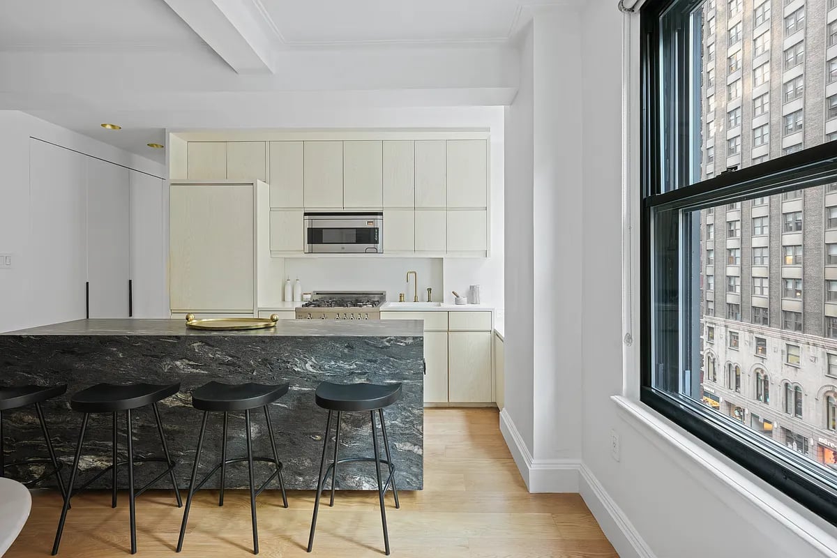 162 W 56th St #606