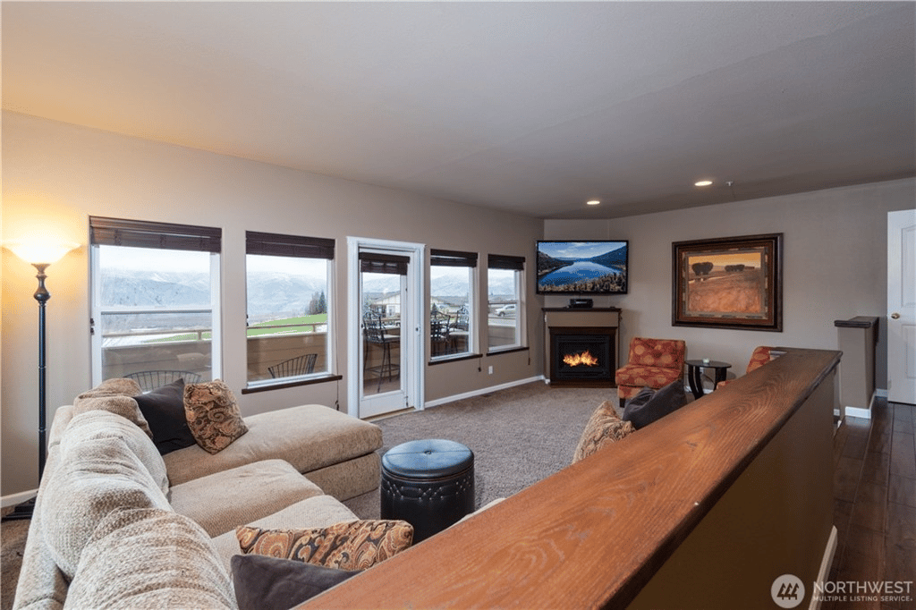 87 Red Hawk Dr., #4 
