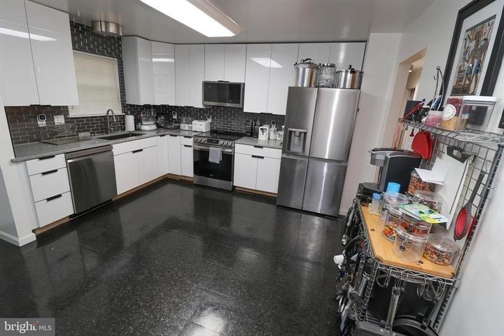 9406 Painted Tree Drive