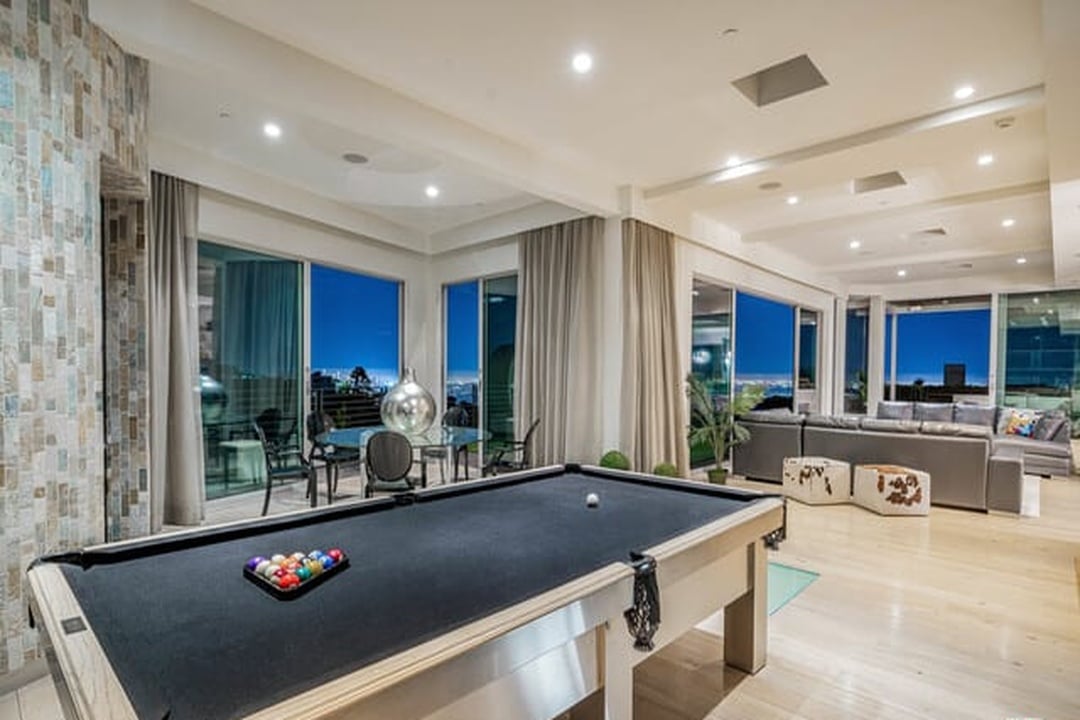 Ridge Crescent