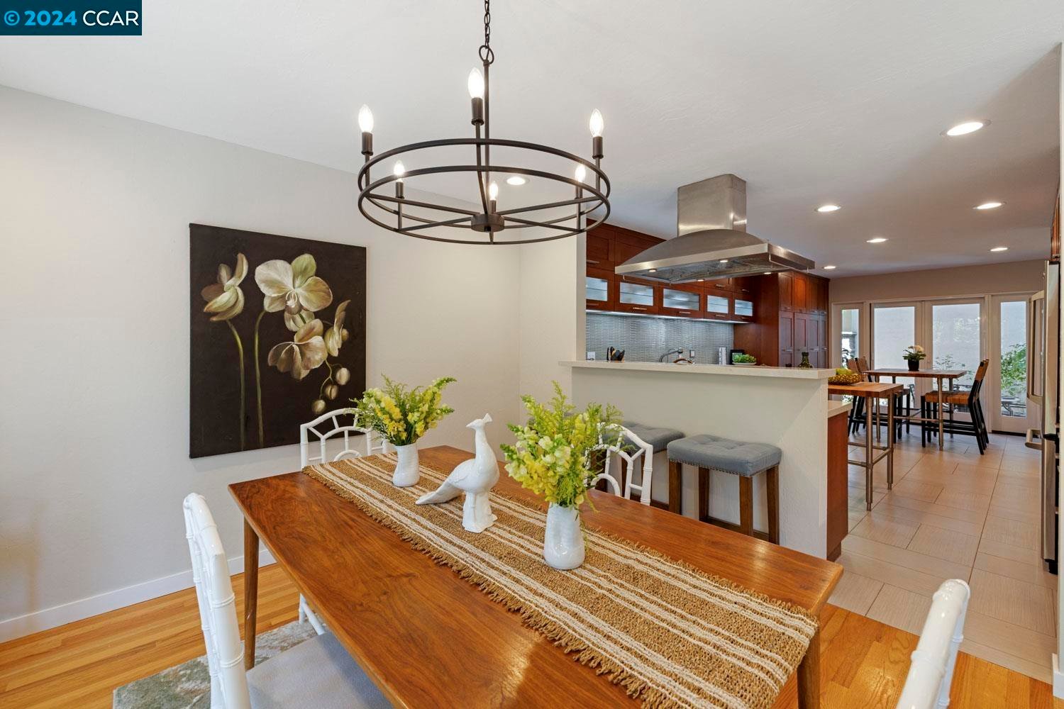10 Doral Dr