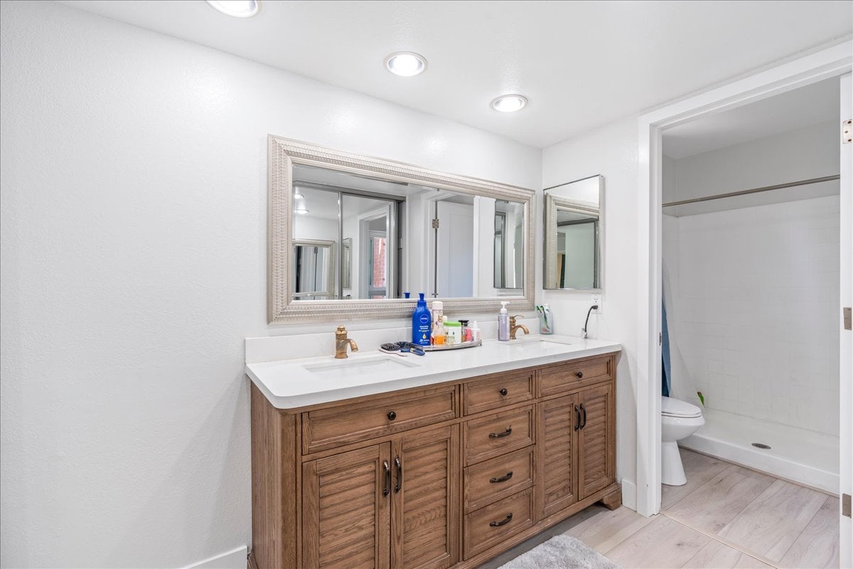 14102 Saarinen Court