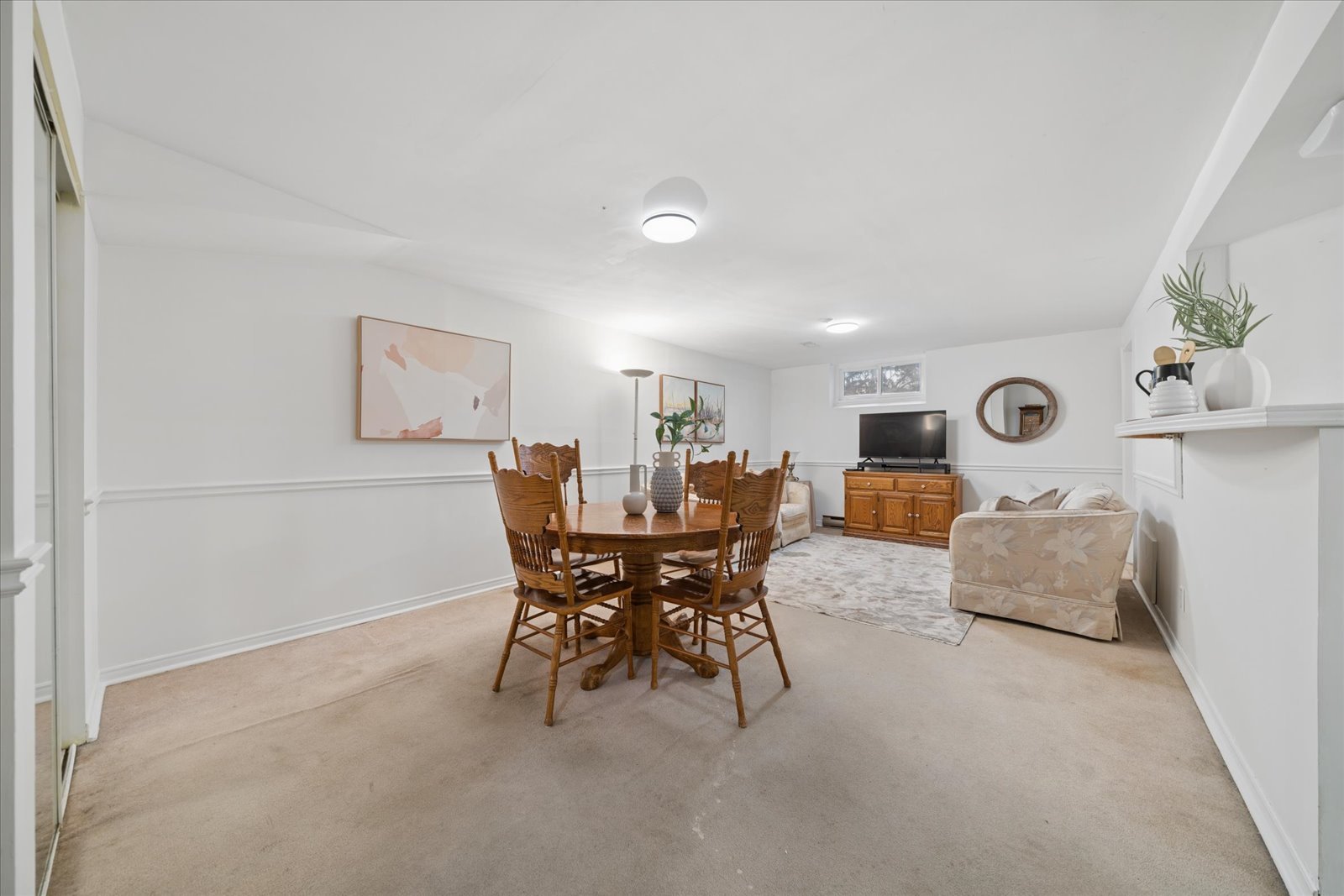 2 Valleycrest Ave