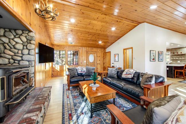 Arrowbear Lake Mountain Home