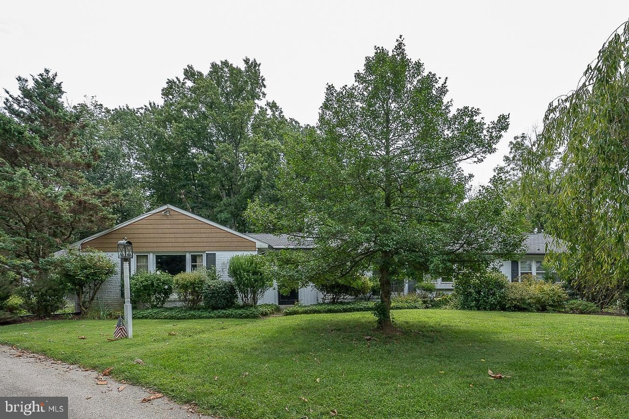 338 Sugartown Rd