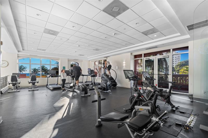 2100 N Ocean Blvd: Unit 18D