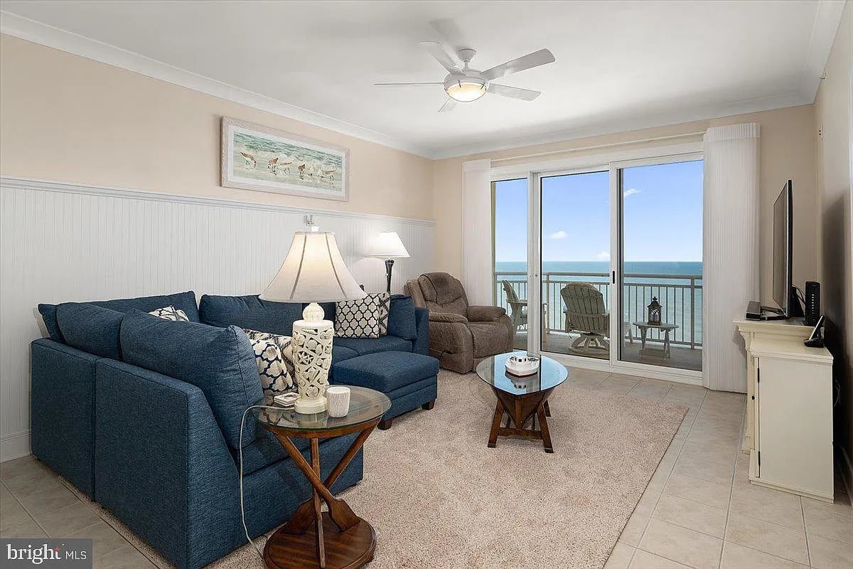 2 48th St Unit 1411