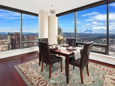 650 Bellevue Way NE # 3501