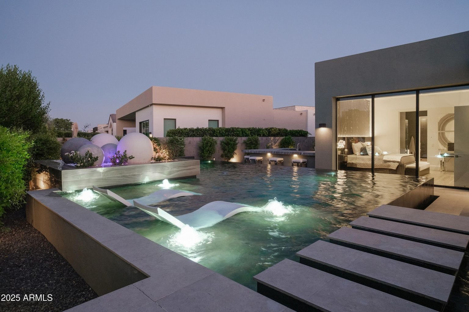 6914 E Cactus Wren Rd