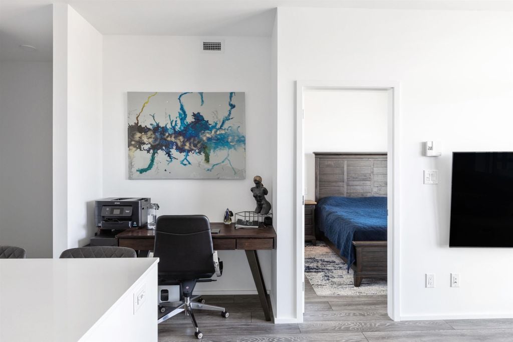 4650 Brentwood Blvd, #3610