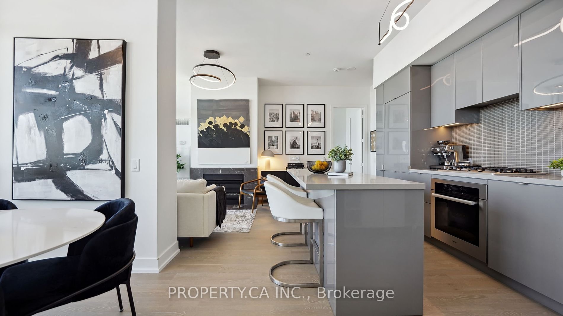 BAY STREET'S CAPTIVATING SUITE