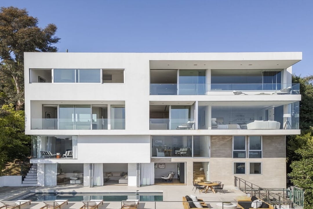 Nova Estate, Sunset Plaza Dr, 90069