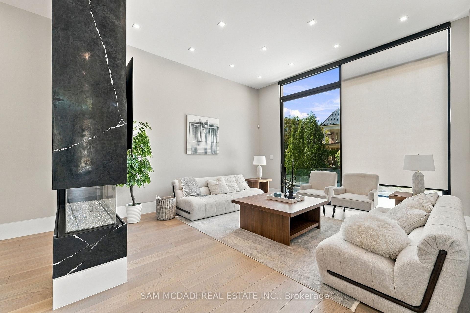 112 Elton Park Road
