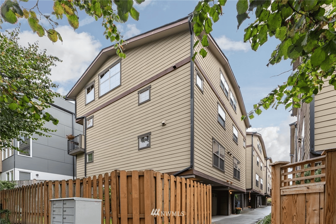 5940 California Ave SW, #B