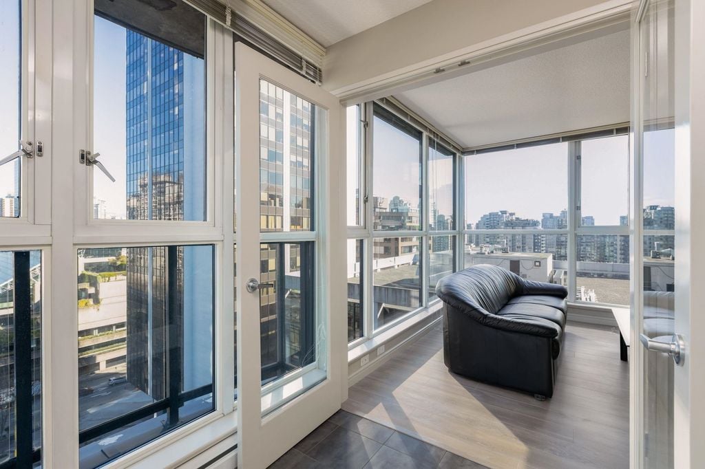 1068 Hornby St, #1602