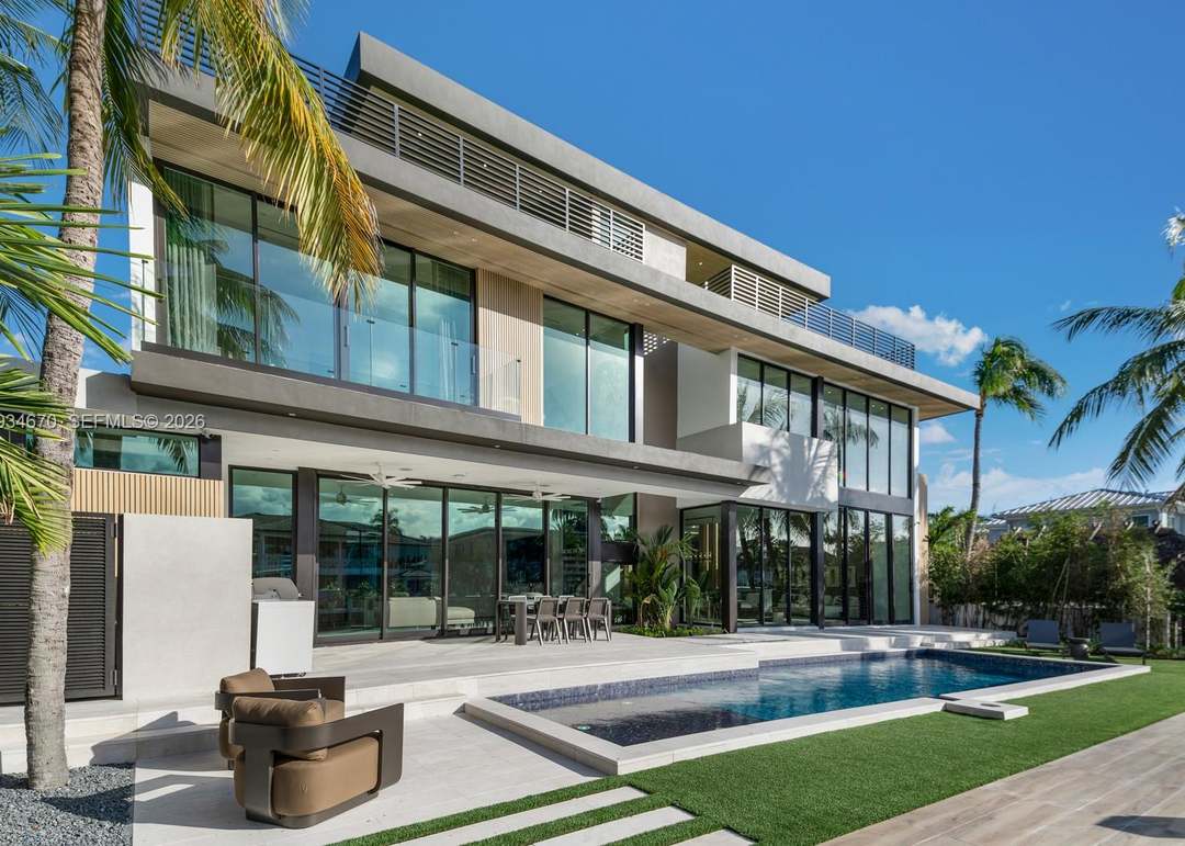 641 Flamingo Dr
