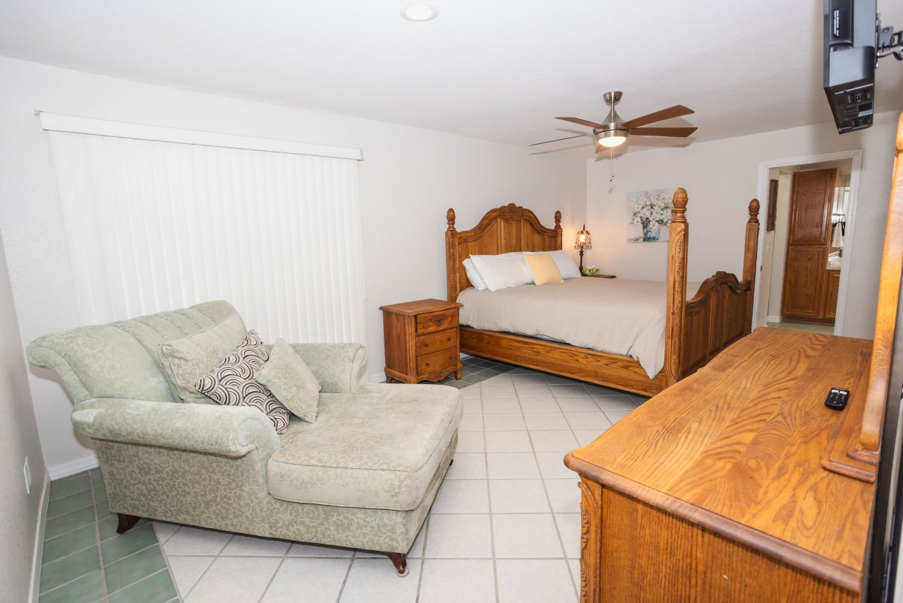 3376 Hornet Bay N