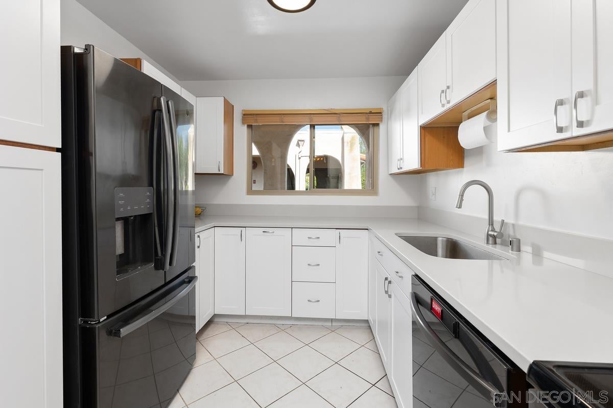 2530 Clairemont Dr 311