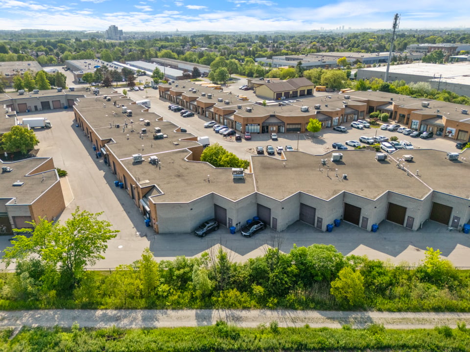 49&50-588 Edward Ave