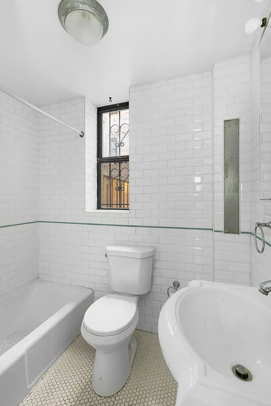 149 Avenue C #2F