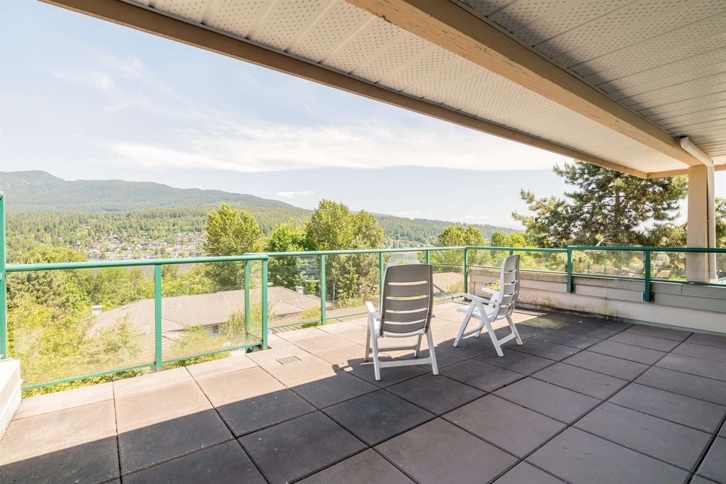 121 Shoreline Cir, #408