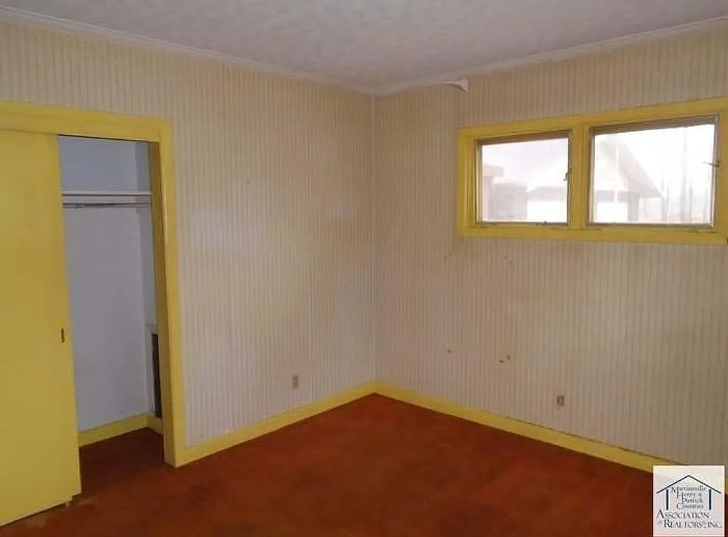83 Maid Marian Ct