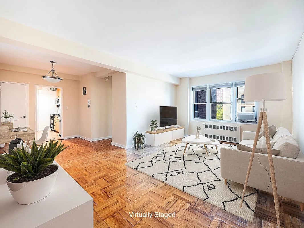 34 Plaza St E #505