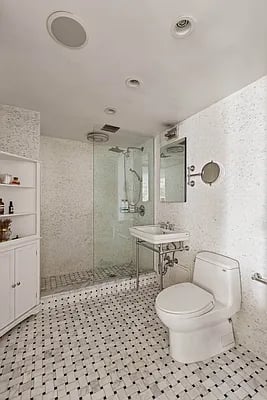 161 W 16th St #15H