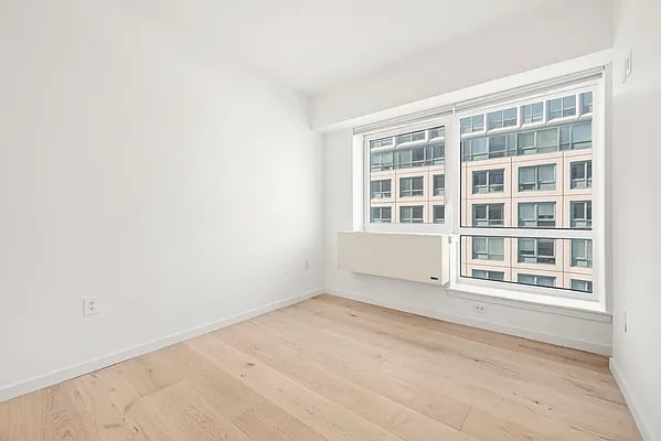 440 Kent Avenue #10A