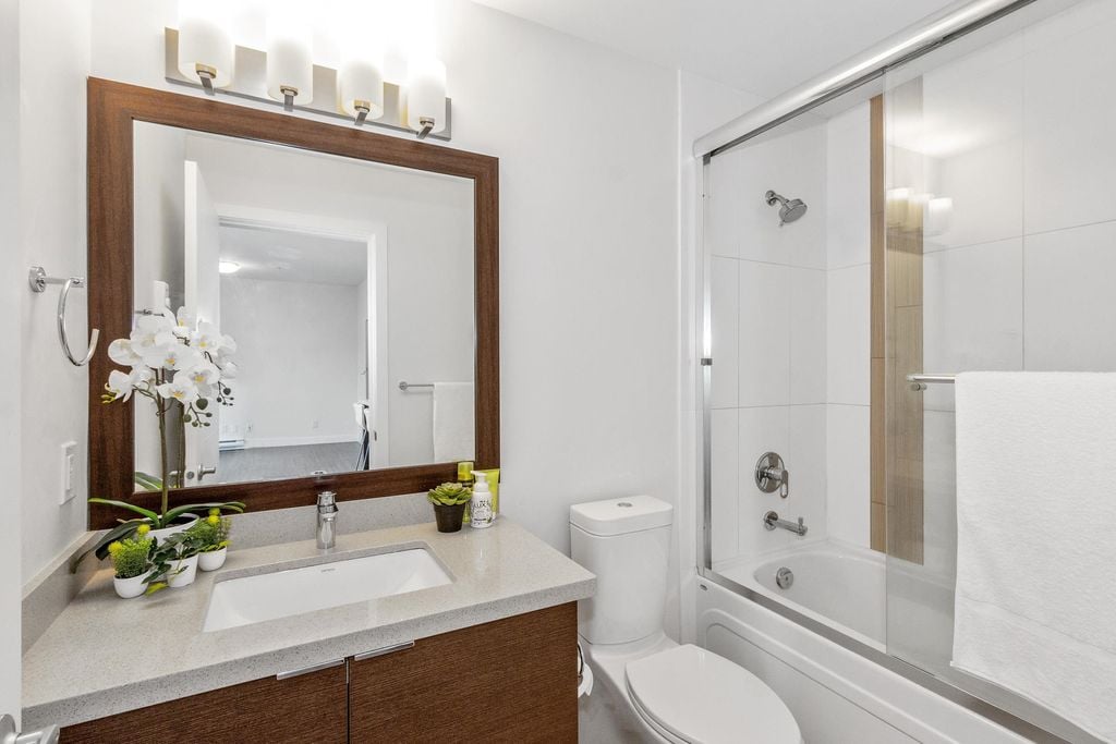 7727 Royal Oak Ave, #309