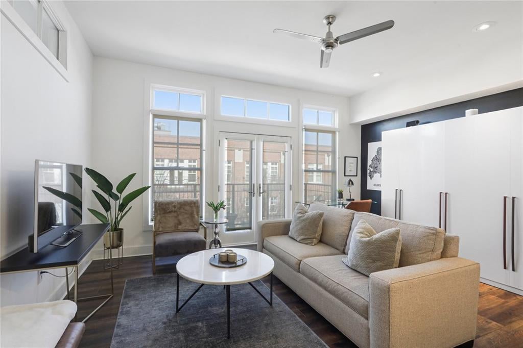 925 Garrett ST SE #313