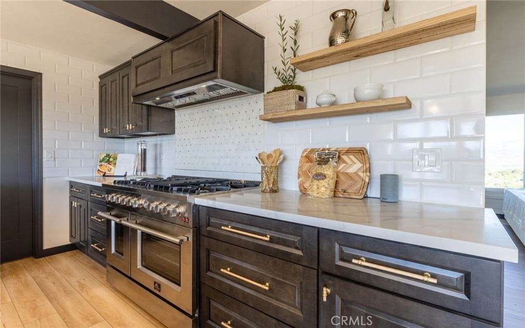 11217 Rolling Hills Way