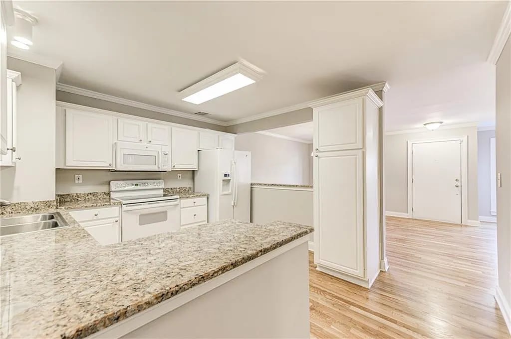 1103 Masons Creek Cir