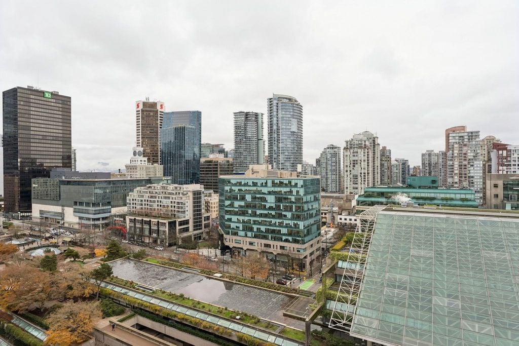 938 Smithe St, #1532