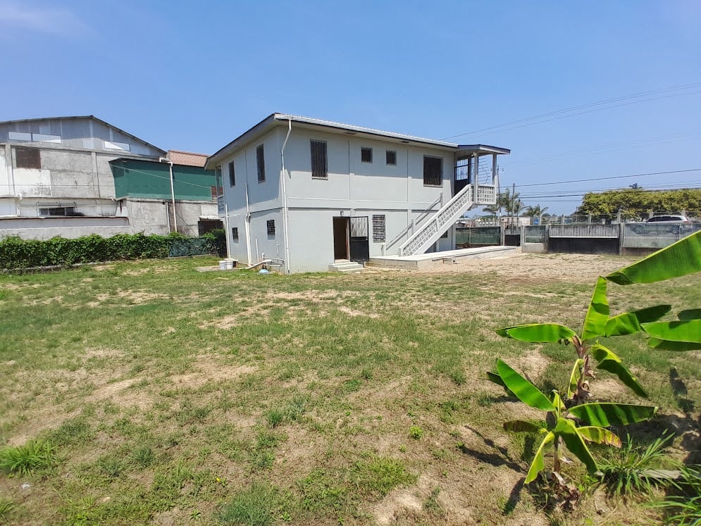 Charming 2-Bedroom Ground Floor Rental in Dangriga