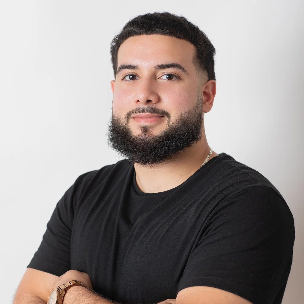  Moe Hamdan Brooklyn, NY Real Estate Agent Headshot