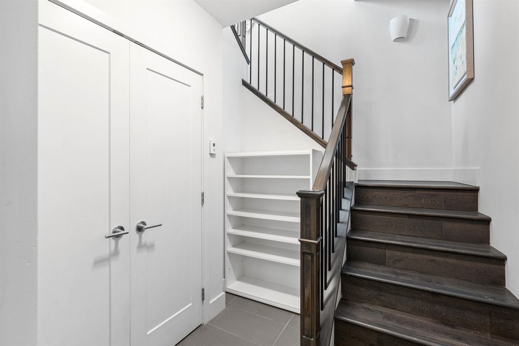 244 E 5th St, #15