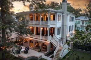 15 Robert Mills Circle