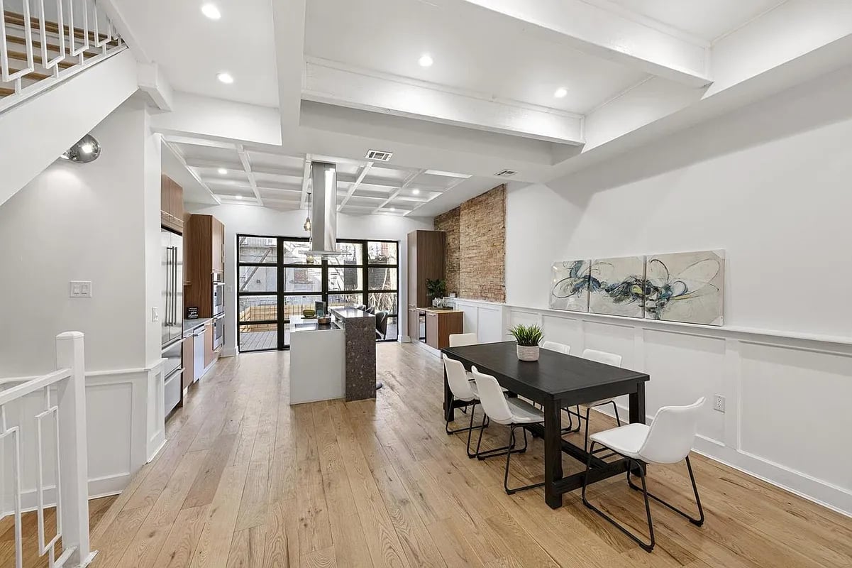 175 Woodruff Avenue