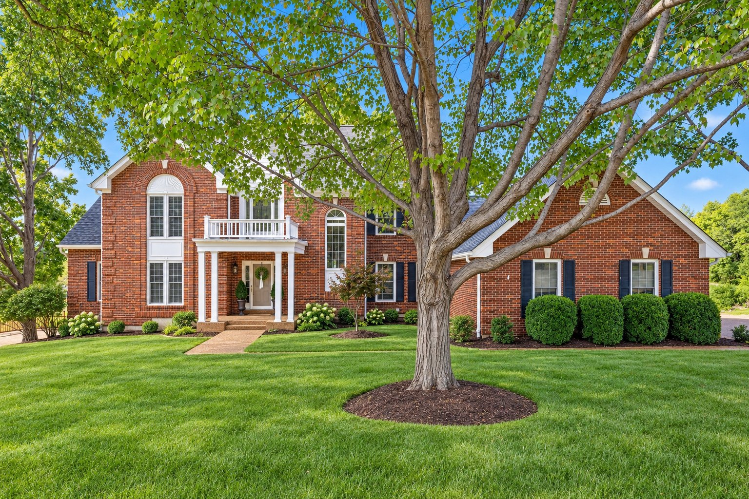 612 Roundstone Drive