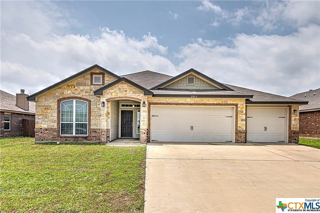 2913 Canadian River Loop