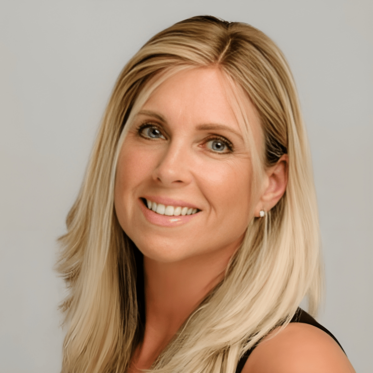 Jennifer Lombardi Orlando, FL Real Estate Agent Headshot