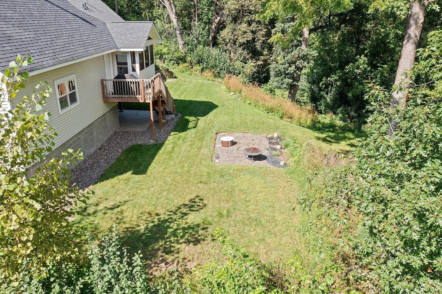Updated Rambler in the Heart of Minnetonka
